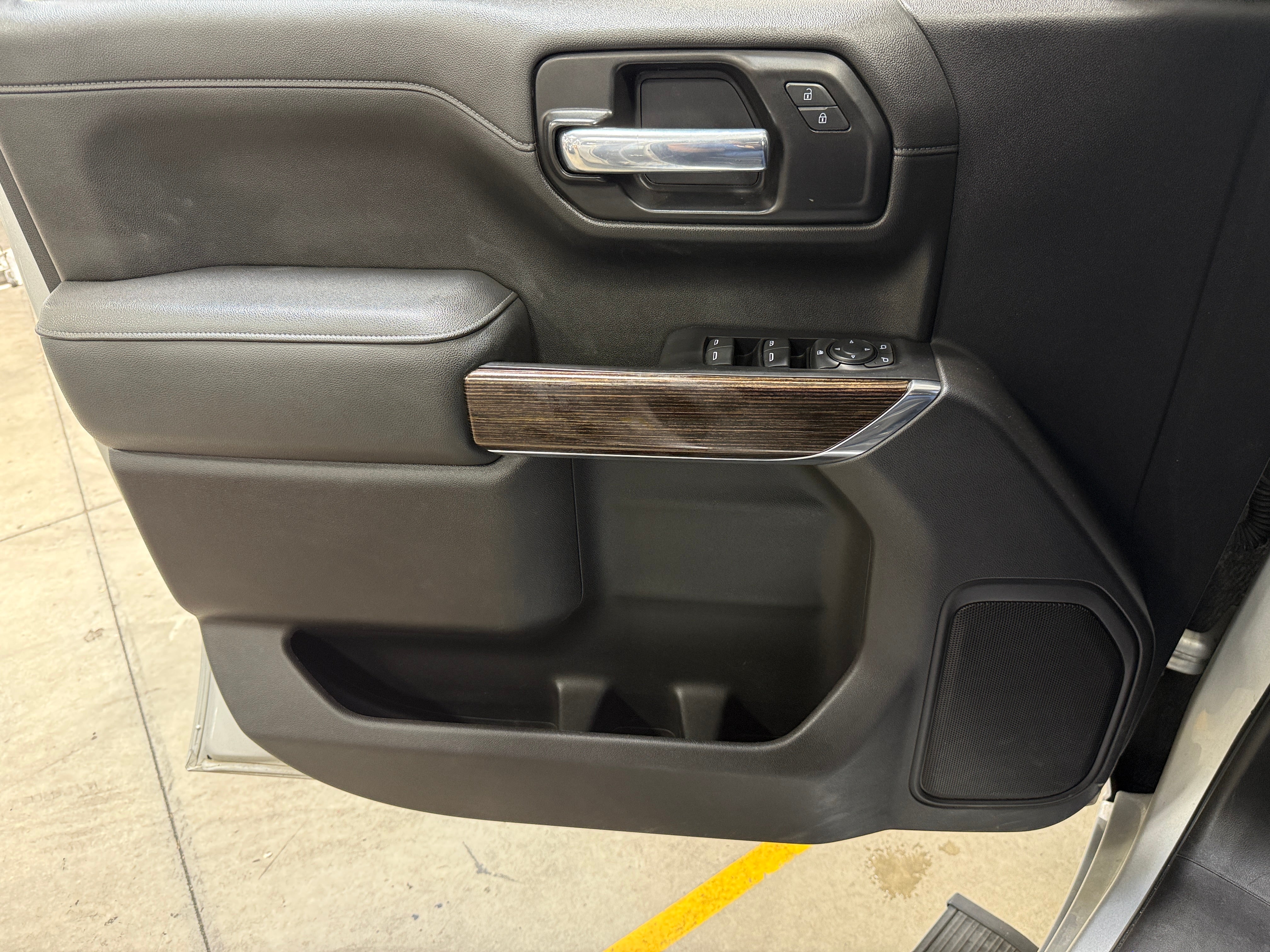 gmc sierra 1500 2021 3GTU9BET1MG369425 image gmc sierra 1500 2021 3GTU9BET1MG369425 image